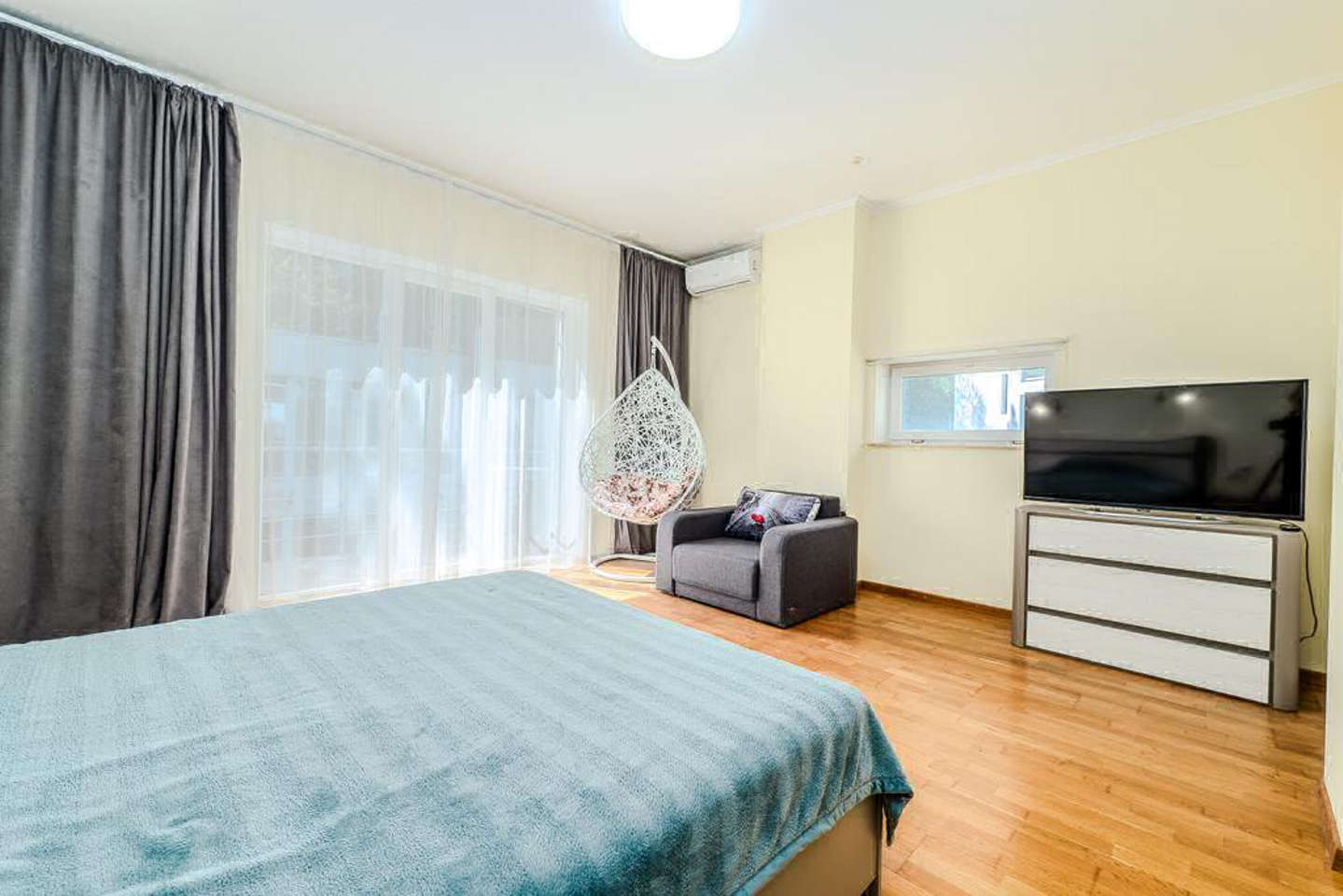 photo_5318923925444037853_y.jpg_processed